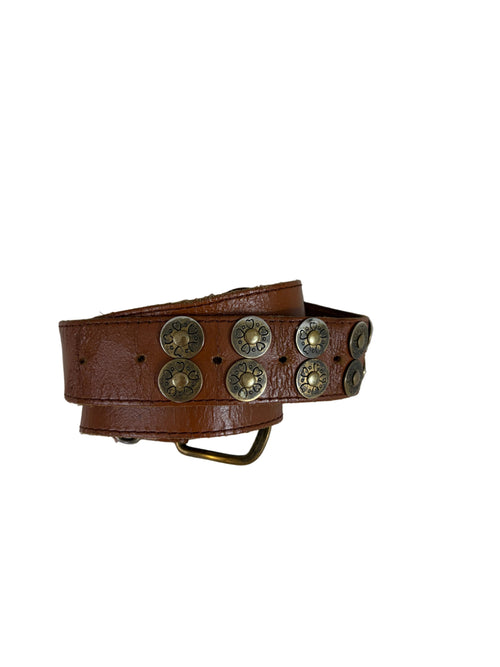 CHUNKY LEATHER BELT WITH HEART CHARMS
